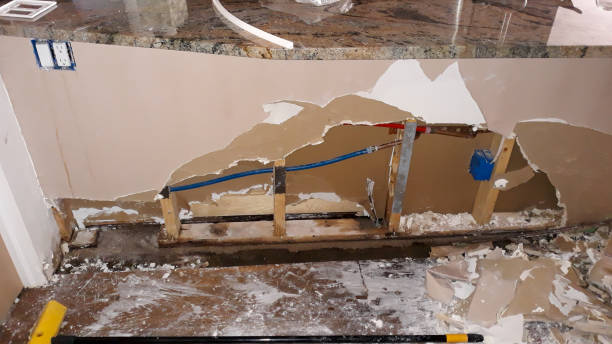 Best Residential water damage restoration  in Ronkonkoma, NY